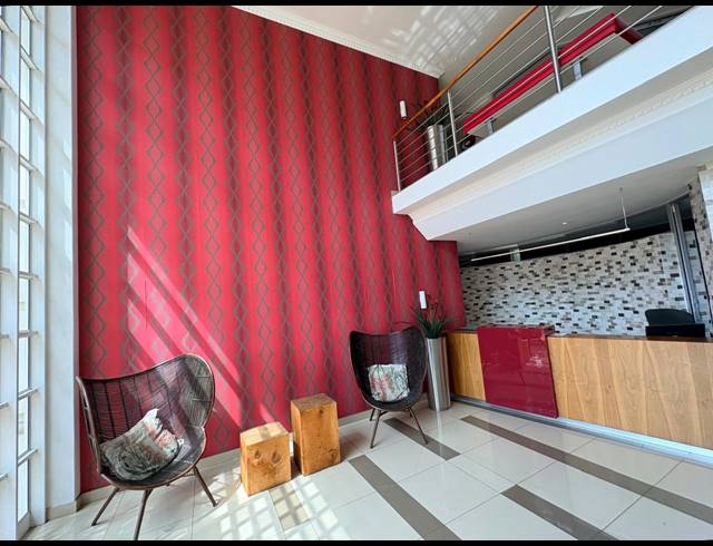 1,390M² OFFICE FOR SALE IN WITKOPPEN